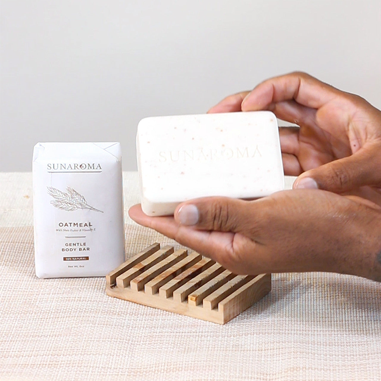 Sunaroma: Oatmeal & Vitamin E Soap - 8 oz.